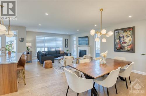 315 Wigwas Street, Ottawa, ON - Indoor Photo Showing Dining Room