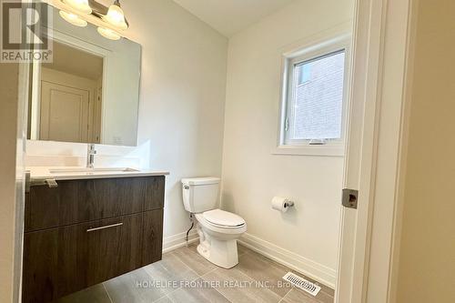 60 Vasey Road, Bradford West Gwillimbury, ON - Indoor Photo Showing Bathroom