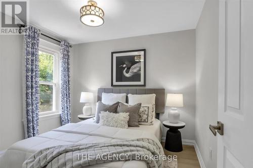 104 Fairholt Road S, Hamilton, ON - Indoor Photo Showing Bedroom