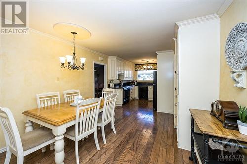 52 The Parkway, Ottawa, ON - Indoor Photo Showing Dining Room