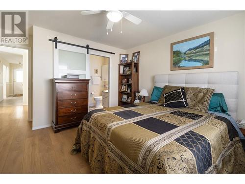 4210 Alexis Park Drive Unit# 7, Vernon, BC - Indoor Photo Showing Bedroom