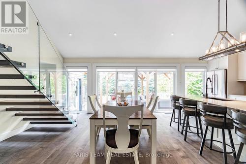 92 Nelson Street, Barrie, ON - Indoor Photo Showing Dining Room