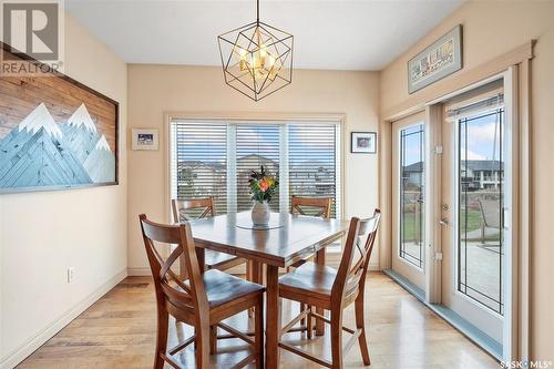 419 Greaves Crescent, Saskatoon, SK - Indoor Photo Showing Dining Room