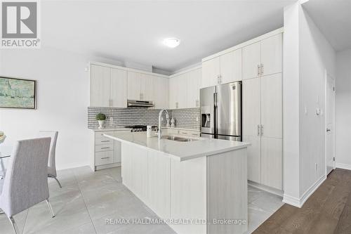 13 Tea Rose Road, Brampton, ON - Indoor Photo Showing Kitchen With Double Sink With Upgraded Kitchen