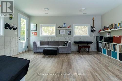 183 Sunnyridge Road, Hamilton, ON - Indoor Photo Showing Other Room