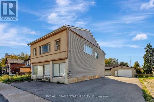 4528 Bridge Street, Niagara Falls, ON - Outdoor