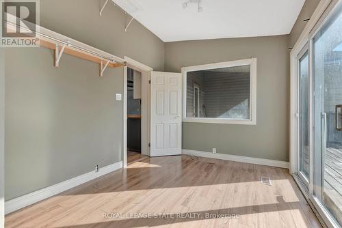 4528 Bridge Street, Niagara Falls, ON - Indoor Photo Showing Other Room