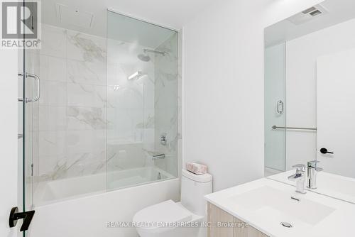 110 - 220 Missinnihe Way, Mississauga, ON - Indoor Photo Showing Bathroom