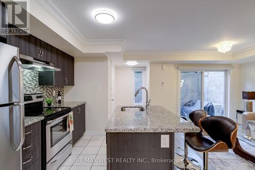 43 - 2315 Sheppard Ave W, Toronto, ON - Indoor Photo Showing Kitchen With Stainless Steel Kitchen With Upgraded Kitchen