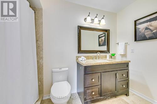 342 Sardinia Drive, Mississauga, ON - Indoor Photo Showing Bathroom