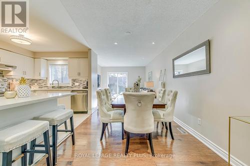 342 Sardinia Drive, Mississauga, ON - Indoor Photo Showing Dining Room