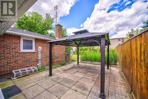 211 Cherry Post Drive, Mississauga, ON - Outdoor