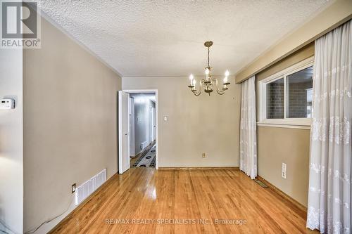 211 Cherry Post Drive, Mississauga, ON - Indoor Photo Showing Other Room