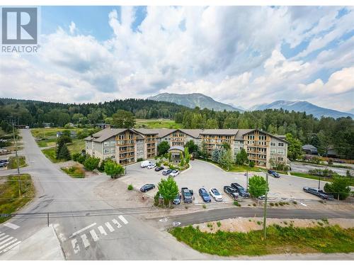 1500 Mcdonald Avenue Unit# 320, Fernie, BC - Outdoor With View