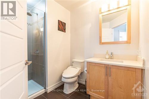 905 - 330 Titan, Ottawa, ON - Indoor Photo Showing Bathroom