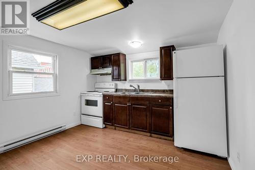 10 Whitehead Avenue, Cornwall, ON - Indoor Photo Showing Kitchen With Double Sink