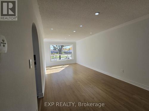 27 Unita Grove, Toronto, ON - Indoor Photo Showing Other Room