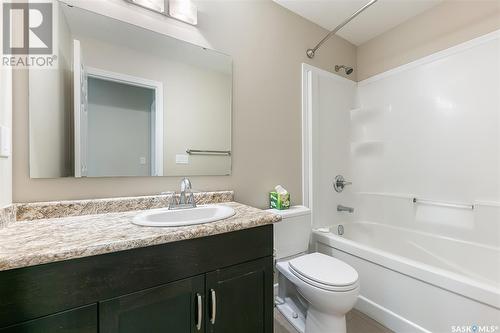 2253 Quebec Street, Regina, SK - Indoor Photo Showing Bathroom