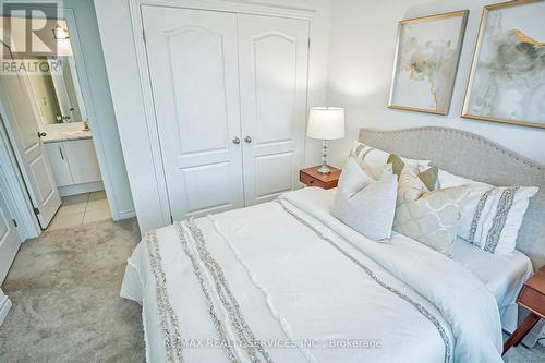 20 Waterville Way, Caledon, ON - Indoor Photo Showing Bedroom