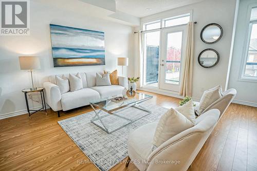 20 Waterville Way, Caledon, ON - Indoor Photo Showing Living Room