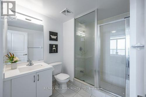 2607 - 2240 Lake Shore Boulevard W, Toronto, ON - Indoor Photo Showing Bathroom