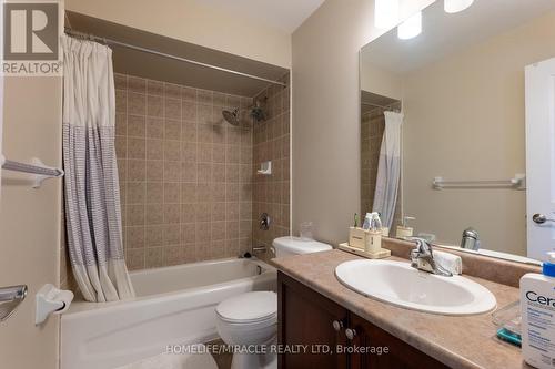 24 Triller Avenue, Cambridge, ON - Indoor Photo Showing Bathroom