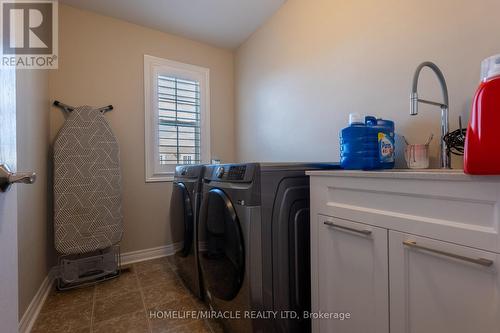 24 Triller Avenue, Cambridge, ON - Indoor Photo Showing Laundry Room