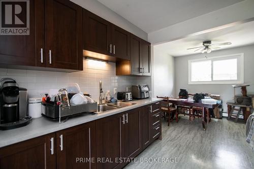 135 Semenym Avenue, Chatham-Kent (Chatham), ON - Indoor Photo Showing Kitchen With Double Sink