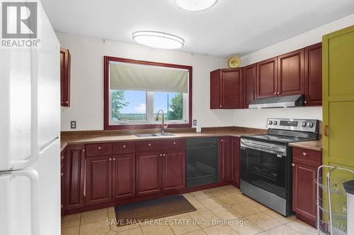 11590 Levere Road, North Dundas, ON - Indoor Photo Showing Kitchen