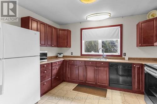 11590 Levere Road, North Dundas, ON - Indoor Photo Showing Kitchen