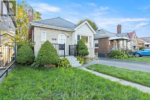 167 Kenilworth Avenue S, Hamilton, ON - Outdoor With Facade