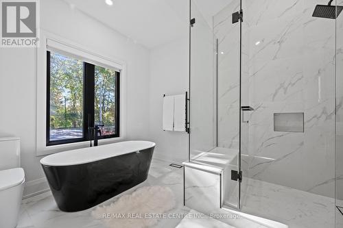 6614 Gore Road, Puslinch, ON - Indoor Photo Showing Bathroom