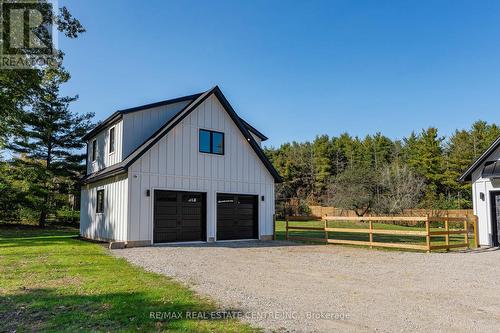 6614 Gore Road, Puslinch, ON - Outdoor