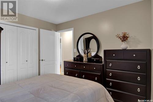 310 6 Lorne Place, Regina, SK - Indoor Photo Showing Bedroom