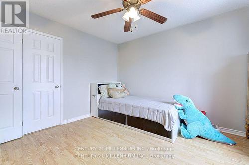 19 O'Leary Court, New Tecumseth, ON - Indoor Photo Showing Bedroom