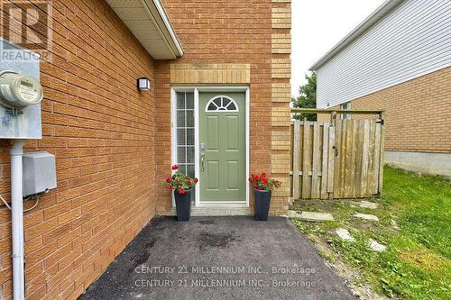 19 O'Leary Court, New Tecumseth, ON - Outdoor With Exterior