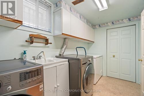 98 Calla Terrace, Welland, ON - Indoor Photo Showing Laundry Room