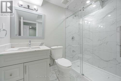 6 Pressed Brick Drive, Brampton, ON - Indoor Photo Showing Bathroom