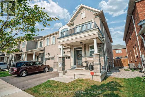 813 Proud Drive, Milton, ON - Outdoor With Facade