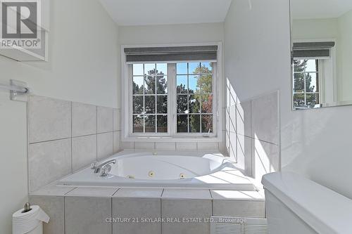 14 Cogswell Crescent, Brampton, ON - Indoor Photo Showing Bathroom