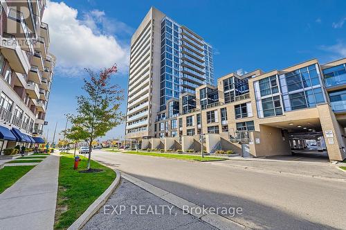 307 - 1940 Ironstone Drive, Burlington, ON - Outdoor With Facade