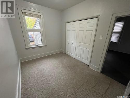 1076 4Th Avenue Ne, Moose Jaw, SK - Indoor Photo Showing Other Room