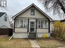 1076 4Th Avenue Ne, Moose Jaw, SK  - Outdoor 