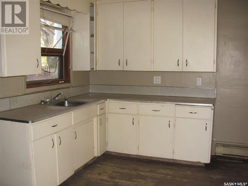 228 Agnes Avenue, Allan, SK - Indoor Photo Showing Kitchen