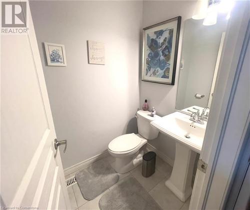 94 Robert Peel Road, Kitchener, ON - Indoor Photo Showing Bathroom