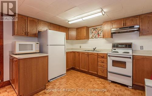 952 Coxwell Avenue, Toronto, ON - Indoor Photo Showing Kitchen With Double Sink