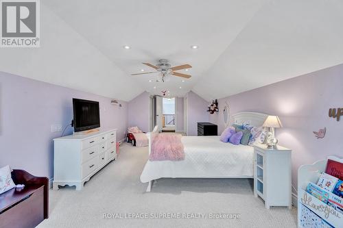 436 8Th Concession Road E, Hamilton, ON - Indoor Photo Showing Bedroom