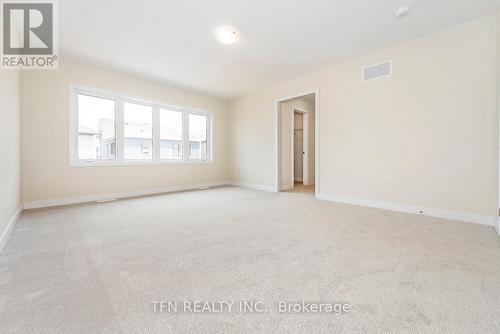 109 Higgins Avenue, Thorold, ON - Indoor Photo Showing Other Room