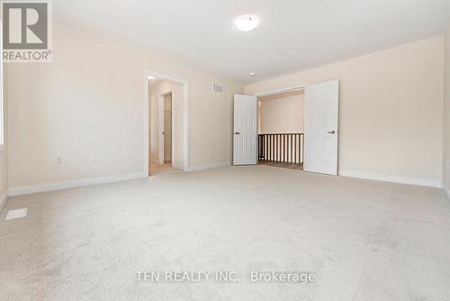 109 Higgins Avenue, Thorold, ON - Indoor Photo Showing Other Room