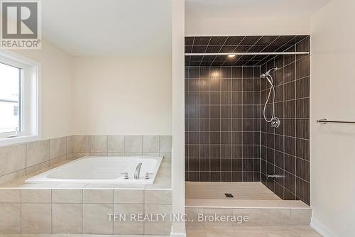 109 Higgins Avenue, Thorold, ON - Indoor Photo Showing Bathroom